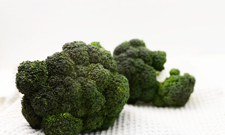 Wie lange muss Brokkoli kochen?