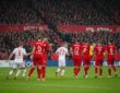 Aufstellungen: Teilnehmer des Spiels KSC gegen 1. FC Köln im Fokus