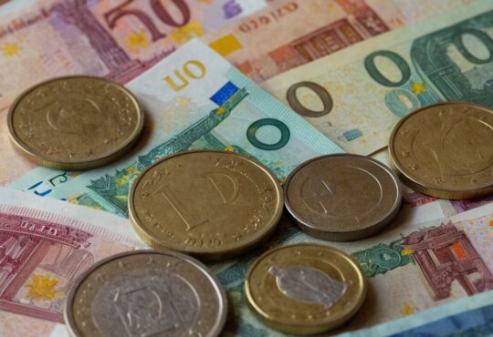 100 Euro in Hrywnja: Aktueller Wechselkurs und Tipps für den Geldwechsel