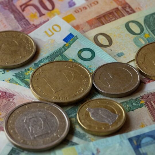 100 Euro in Hrywnja: Aktueller Wechselkurs und Tipps für den Geldwechsel